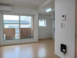 【居間・リビング】 | ヴィル・アルモニー