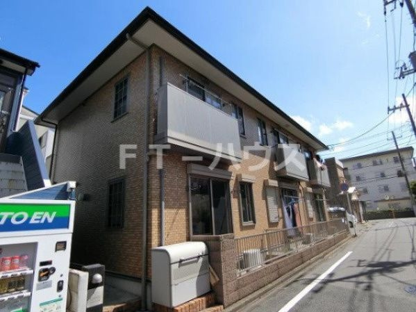 ブーローニュの森の外観