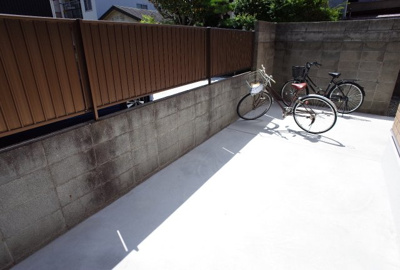 【その他共用部分】 | ブランシェ本町 | 駐輪場