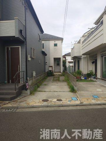 茅ヶ崎市室田　中古戸建の駐車場|駐車場があります