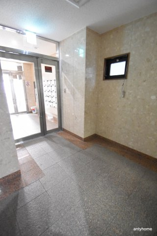 レジナコート　仲介手数料無料のロビー