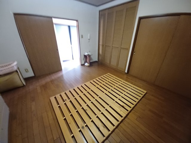 宇土市岩古曽町の中古一戸建の洋室|2F　8帖