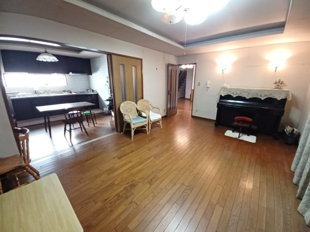 宇土市岩古曽町の中古一戸建の洋室|1F