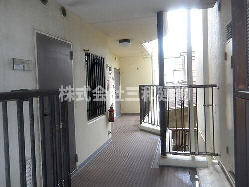 モアコート和光のその他|共用部通路　※2025年9月撮影