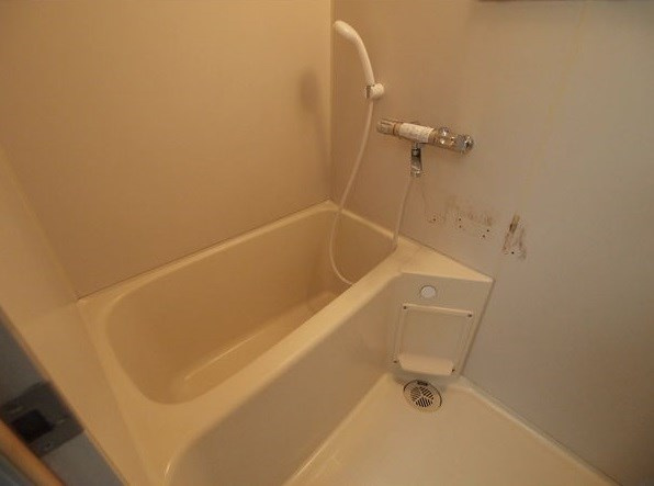 アネックス原の浴室