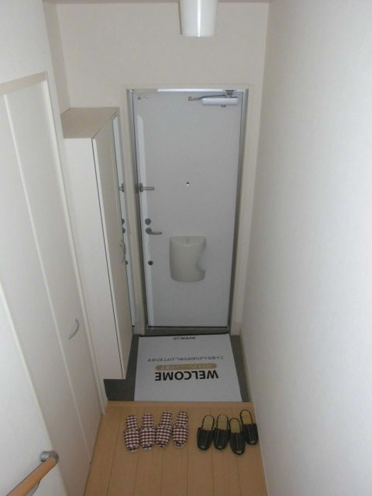 サンフラワーYの玄関