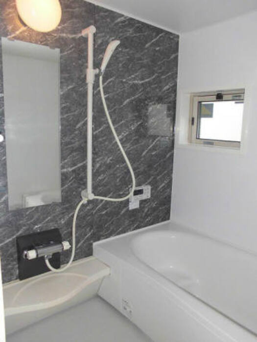 サンフラワーYの浴室