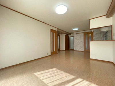 【居間・リビング】 | アキサダハイツ