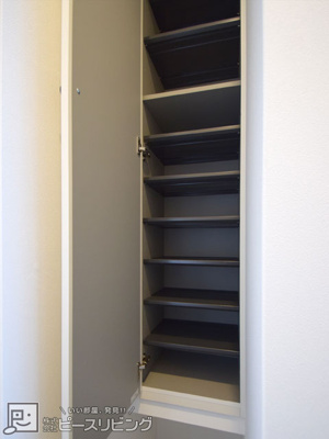 【玄関】 | ピース・ベレッツァA棟 | シューズボックス