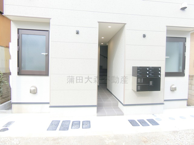 Gripグリップ羽田の外観