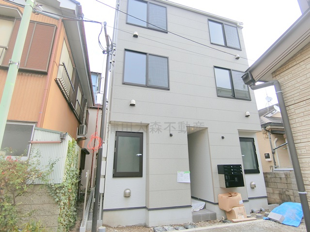 Gripグリップ羽田の外観