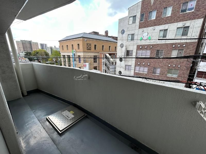 アンセルモ西明石のバルコニー