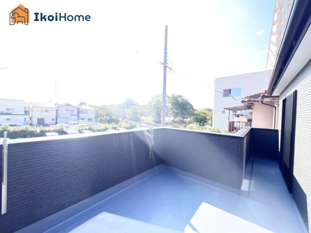 神戸市第9西区枝吉1丁目　新築戸建のバルコニー|【ホームページに現地動画掲載中】●年中無休：当日予約可●屋根は８～万円バルコニー設置できます。