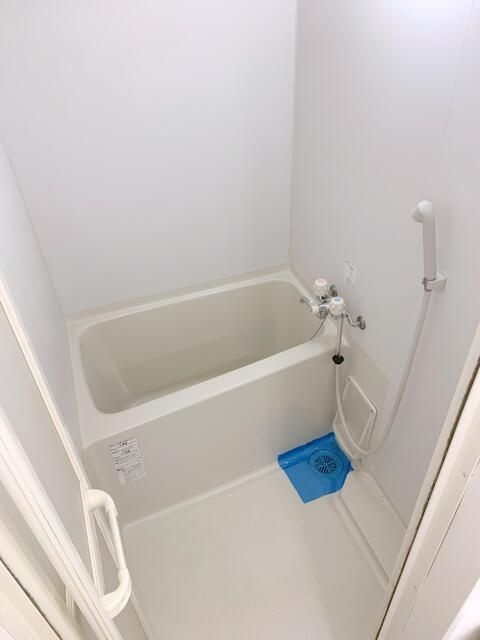 シティ八幡山の浴室