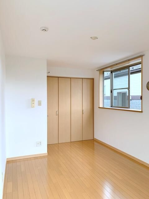 シティ八幡山の内装