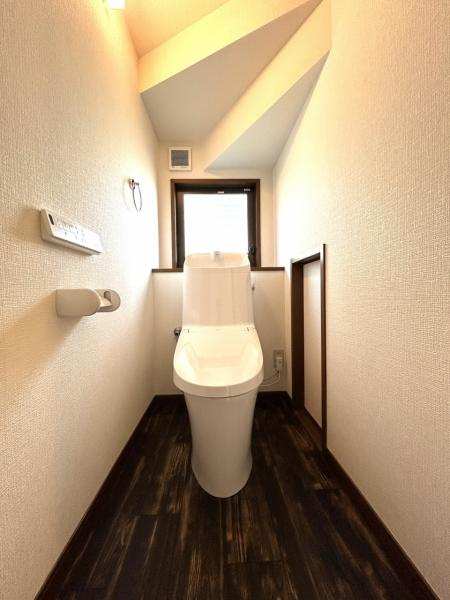 高知市潮見台1丁目 戸建てのトイレ