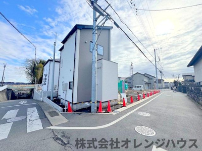 【前面道路含む現地写真】 | 厚木市関口　新築分譲住宅 | 写真撮影【2025.12】