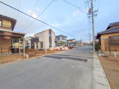 【前面道路含む現地写真】 | ハートフルタウン岡崎市福岡町3期　C号棟