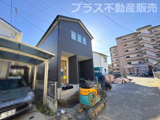 【外観】 | 福岡市早良区原4丁目1期　1号棟（全2棟）【仲介手数料無料・0円】 | 現地写真。プラス不動産販売なら、現場の全ての棟をまとめてご見学頂けます。