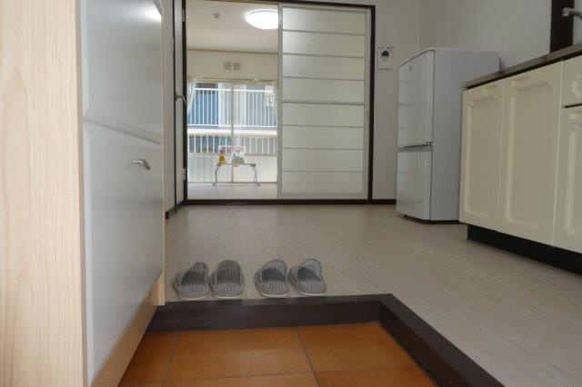 グリーンヒルズＦの玄関