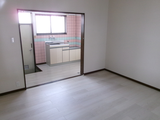 第２シルクロードハイツの洋室