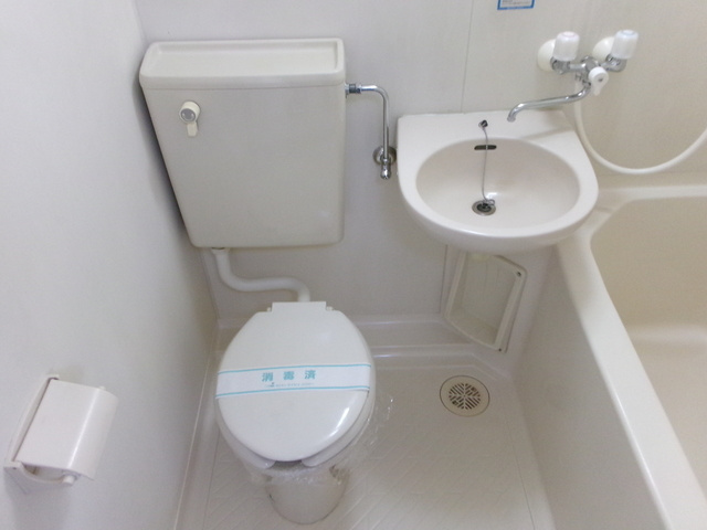 第２シルクロードハイツの浴室