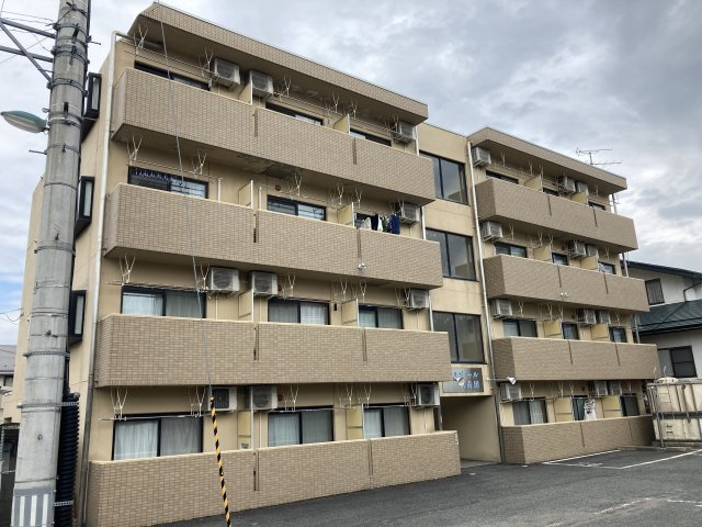 ベルナール東青田の外観
