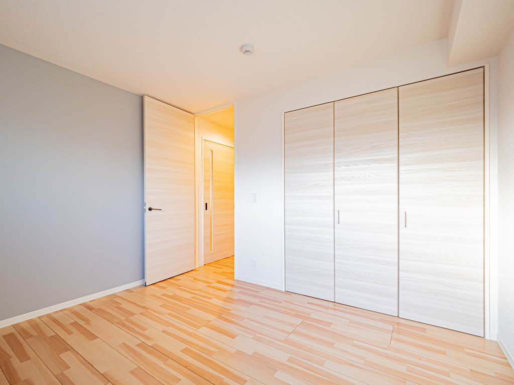 Sha Maison さかえの洋室