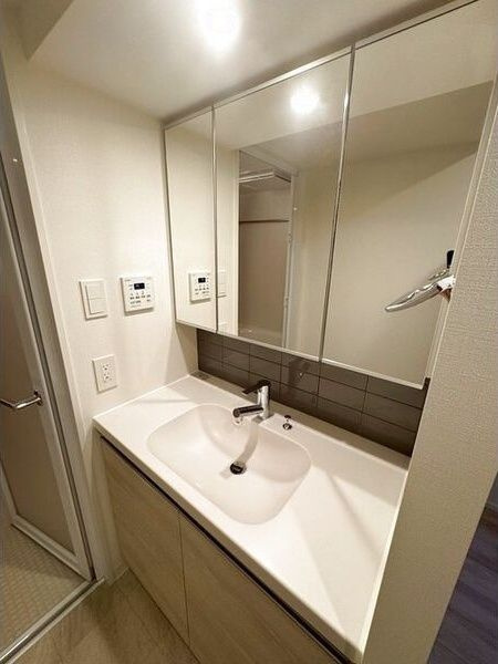 ザ・パークハビオ都島テラスの洗面所