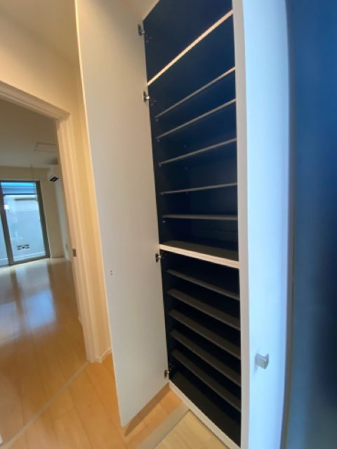 ラ・シーナ代沢の寝室|アクセントクロスの洋室