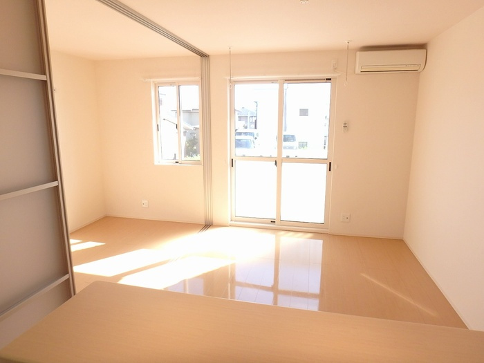 パインヒルズの居間・リビング