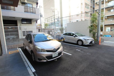 【駐車場】 | ファーストフィオーレ江坂公園