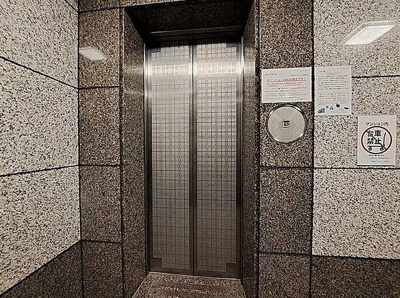 【ロビー】 | 秀和新川アネックス