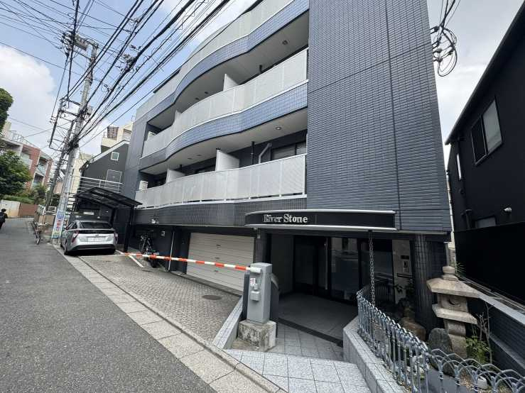 リバーストーン