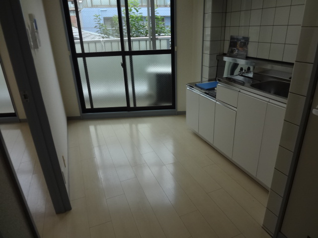 リバーストーンの洋室