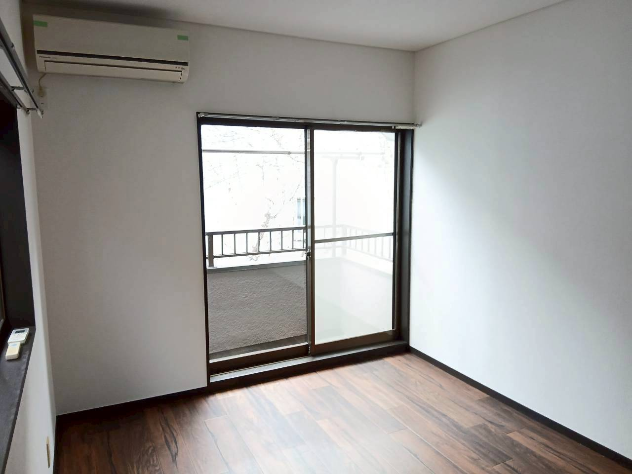 吉見町玉嶋貸家の居間・リビング