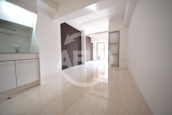 SERENiTE堺筋本町ＳＵＤの居間・リビング|SERENiTE堺筋本町ＳＵＤ（セレニテ堺筋本町シュッド）　リビング