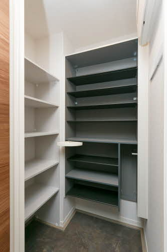 シャーメゾン　カーサレジオの収納