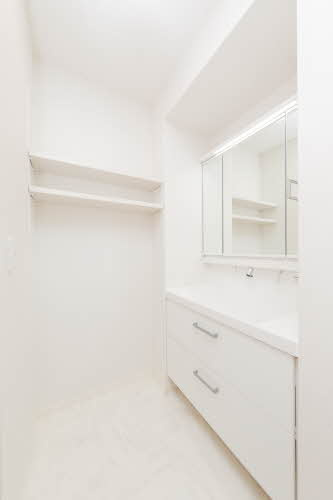 シャーメゾン　カーサレジオの独立洗面台