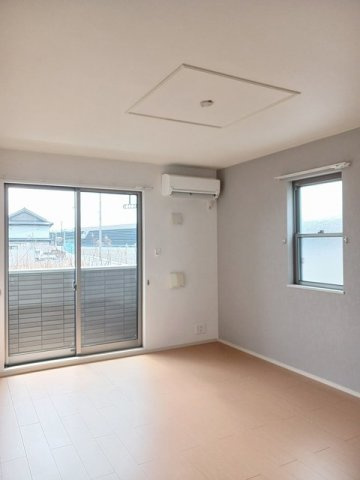 ボヌール旭野の居間・リビング|ゆったりとしたリビングです