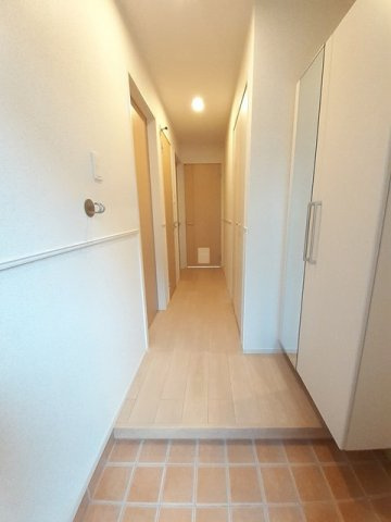 トビアスガーデン南沖洲Ｂの玄関|落ち着いた玄関です