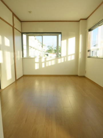 エルデム城南パートⅠの洋室