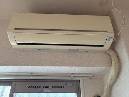 サーパス福島の設備|リビングエアコン（原状回復工事後2025/10）