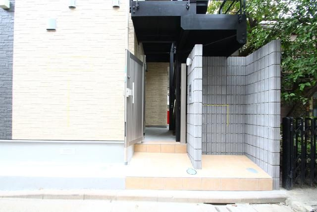 Ｃｒｙｓｔａｌ　Ｓｋｙ　板橋のエントランス