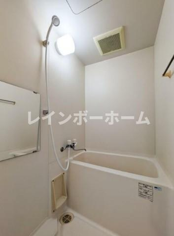 ミレーネ新小岩の浴室