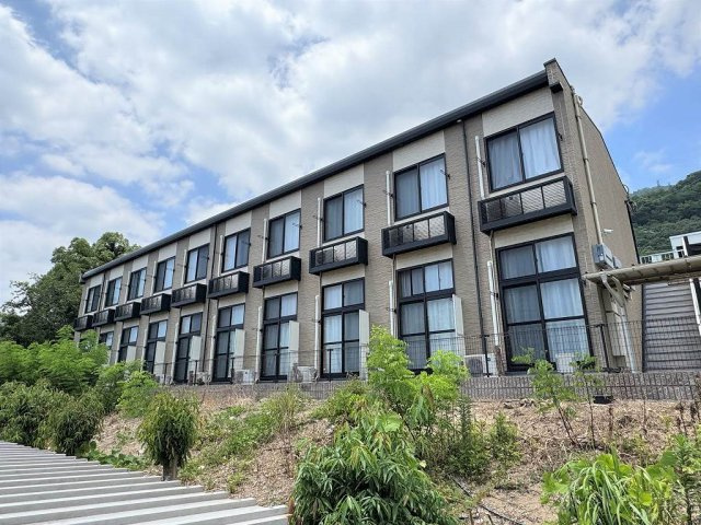 レオパレス六甲ガーデンズ