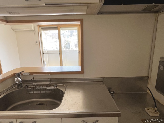 シャトルのキッチン