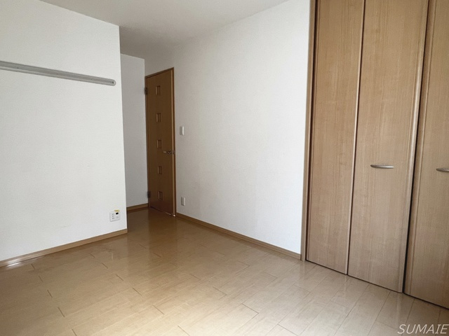 シャトルの居間・リビング