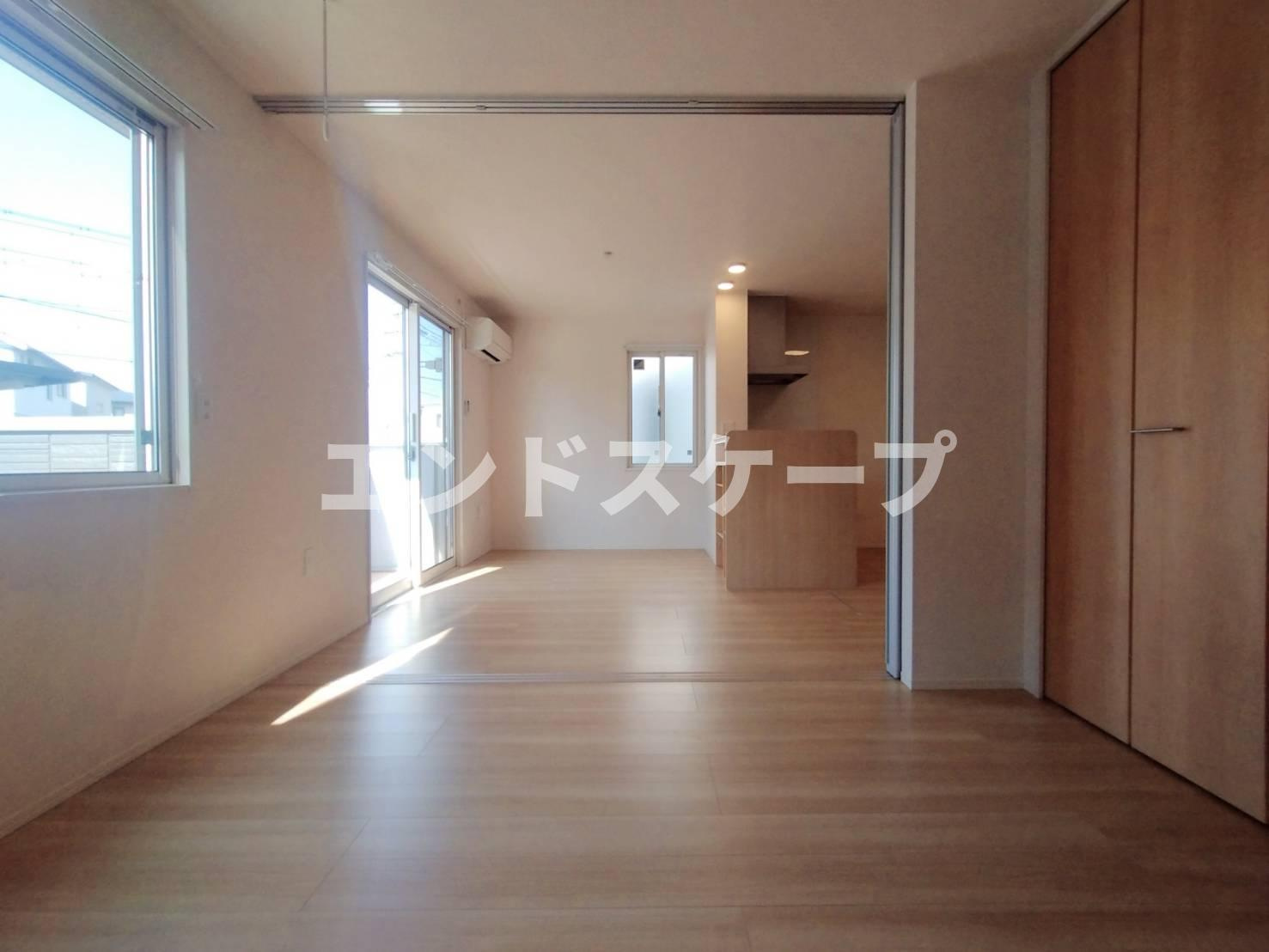 ワイ・ヴィクトワール　Bの居間・リビング|高崎、前橋、伊勢崎エリアのお部屋探しはエンドスケープまで！お客様の理想お聞かせ下さい♪