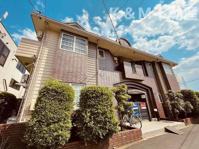 ジュネパレス北柏の外観|落ち着いた雰囲気の外観です